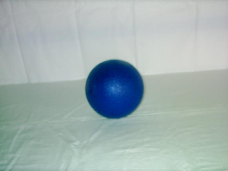 B005.jpg - Blauwe soft bal