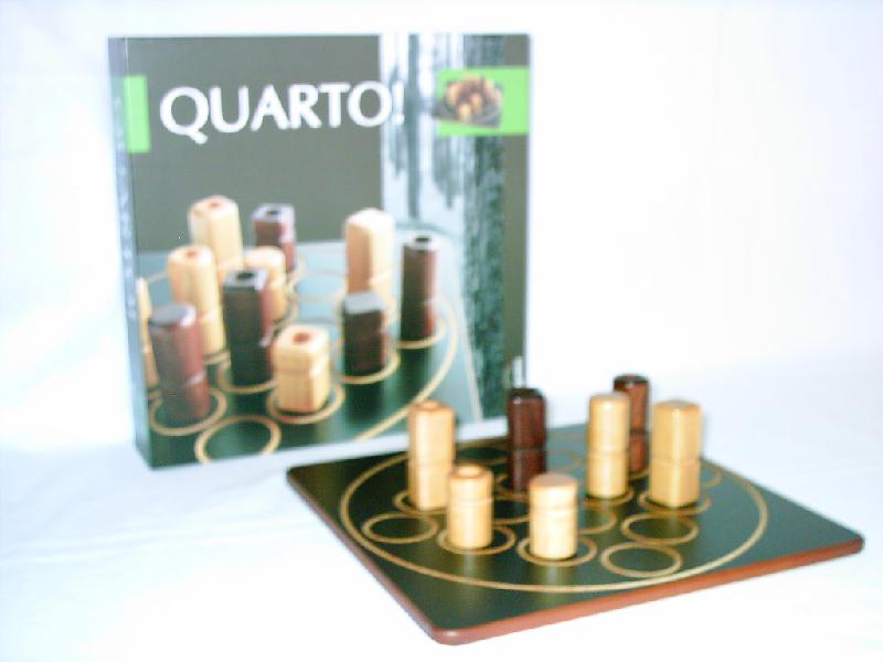 S022.jpg - Quatro